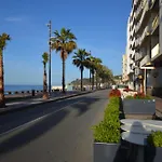 VILLA FLORES 8 personas LLORET DE MAR